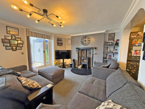 5 bed Terraced for sale Image 6