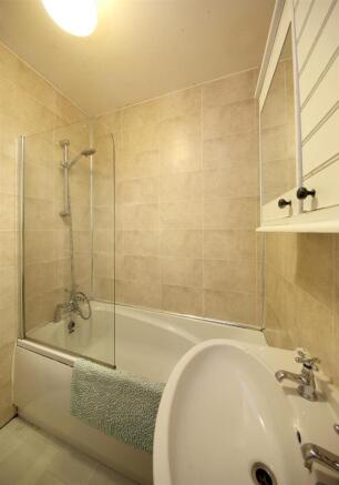 190 Llandaff Rd 2299