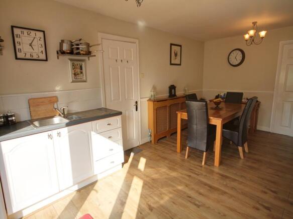 Kitchen / Dining Room