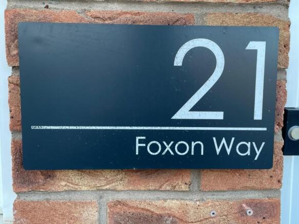 Number plaque