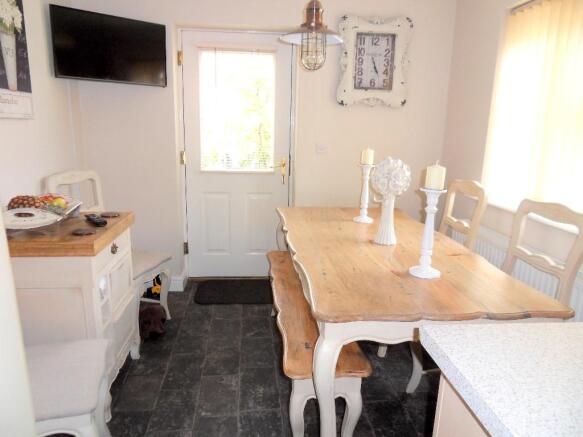 KITCHEN/DINER