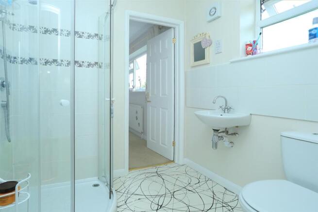 JACK & JILL EN-SUITE
