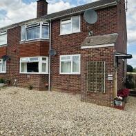 13, Highwood Close, Shaw, Newbury RG14 2EJ