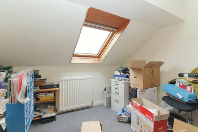 3 bed Semi-Detached for sale Image 12