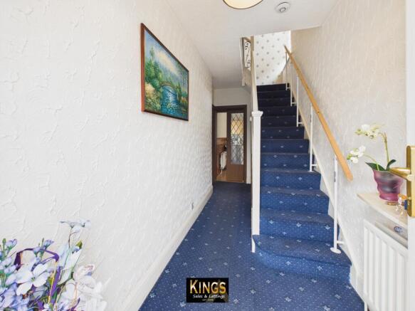 3 bed Semi-Detached for sale Image 11