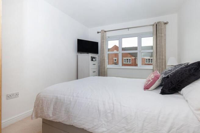 2 bed Flat for sale Image 7