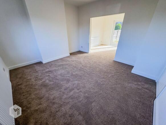Broadhurst Avenue, Culcheth, WA3 photo 4