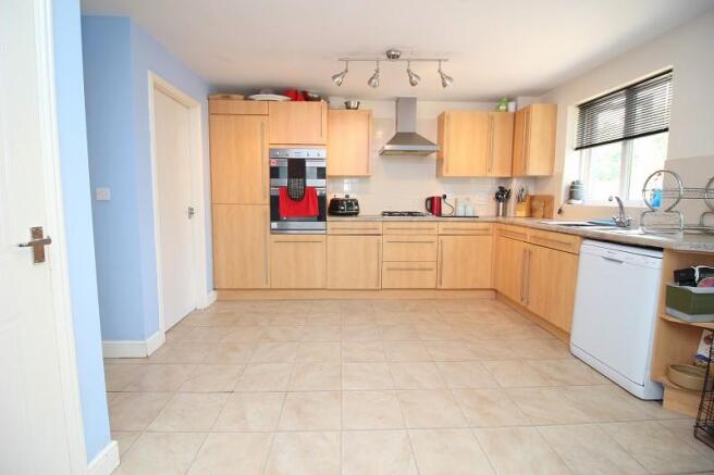 Kitchen/Breakfast Room