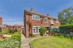 16, Queensway, Maidenhead SL6 7SB