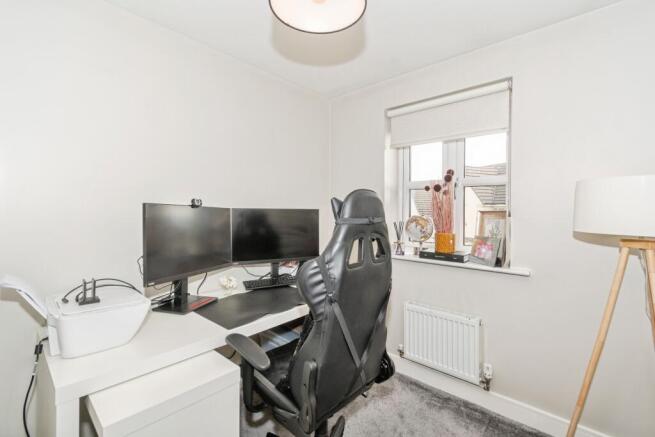 3 bed Semi-Detached for sale Image 8