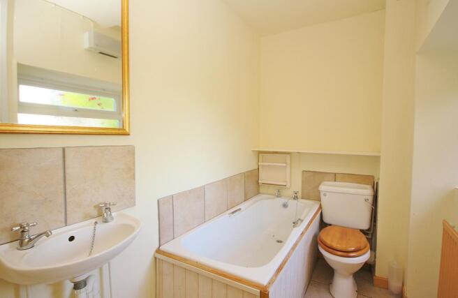 Ground floor bathroom