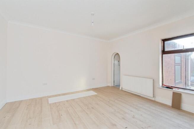 2 bed Terraced for sale Image 11