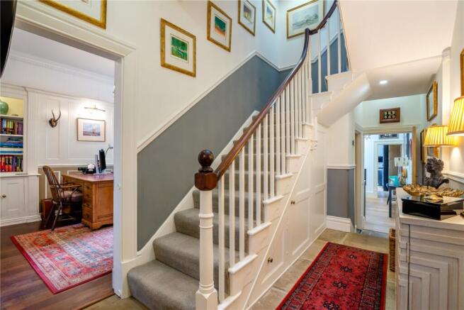 5 bed Terraced for sale Image 6