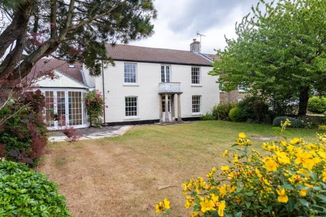Hall Leys Farmhouse