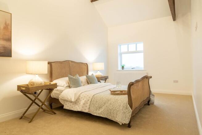 4 bed Barn Conversion for sale Image 12