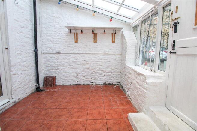 3 bed Terraced for sale Image 7