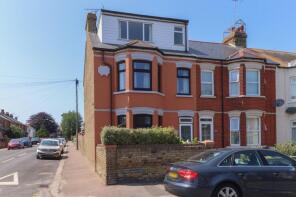 122, Victoria Avenue, Westgate On Sea CT8 8BQ