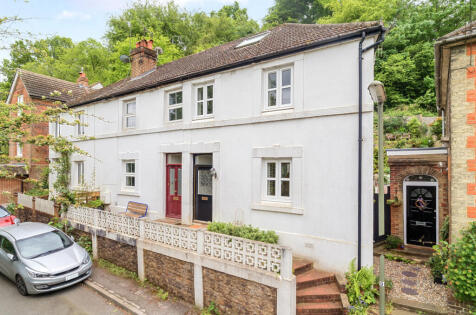Latimer Road, Godalming, Surrey, GU7