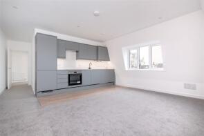 10, Bailey House, Barttelot Road, Horsham RH12 1BJ