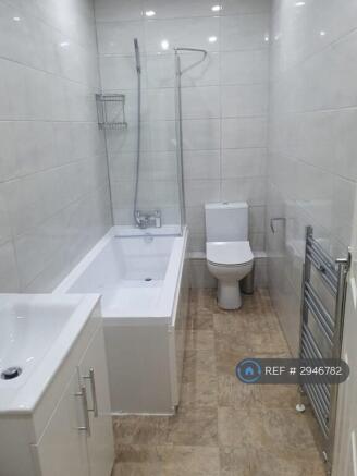 3 bed Terraced to rent Image 7
