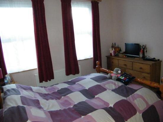 Main Hse Bedroom