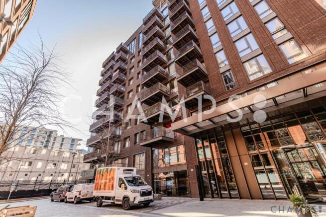 STUDIO APARTMENT AT THE EMBASSY GARDEN
