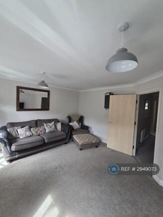 4 bed End of Terrace to rent Image 10