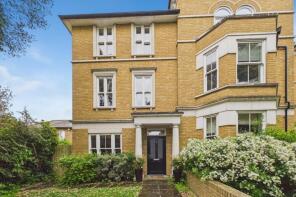 12, Folly Hill Gardens, Maidenhead SL6 1PG