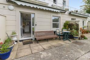 Flat 4, Glenside Court, Higher Erith Road, Wellswood, Torquay TQ1 2RJ