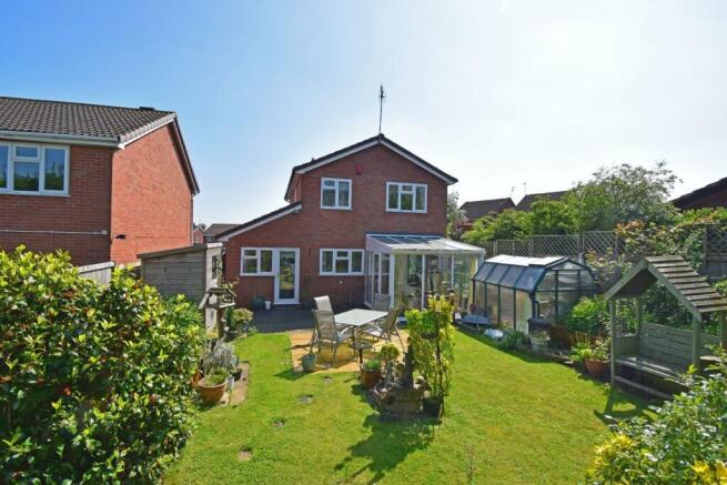12 Wheelwright Close, rear.jpg