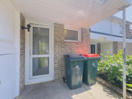 9, Adrian Court, Chadwick Close, Broadfield, Crawley RH11 9LQ
