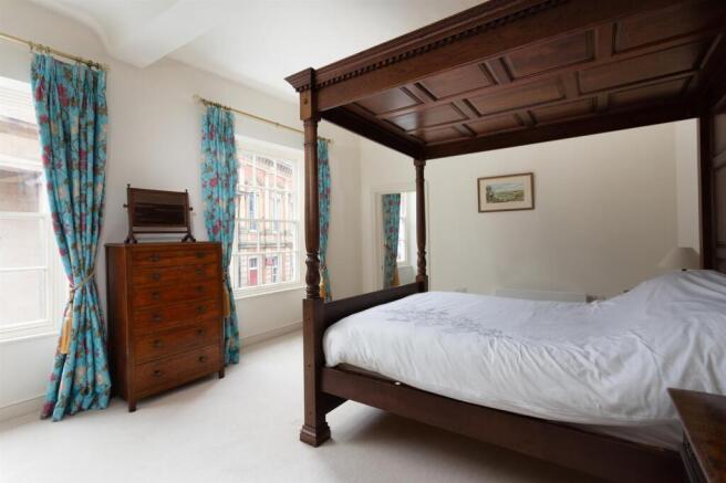 2 bed Terraced for sale Image 8
