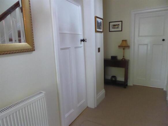 RECEPTION HALLWAY