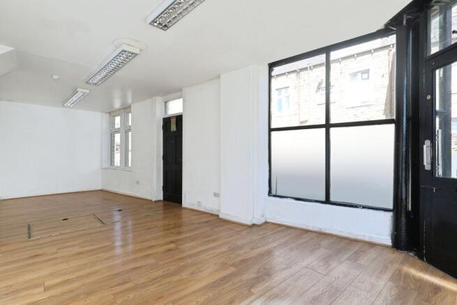 4 bed Block of Apartments for sale Image 6