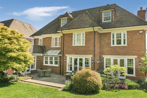 Substantial 6200sqft Family Home, Broxbourne