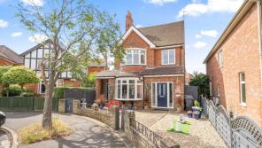 8, Glentworth Crescent, Skegness PE25 2TG
