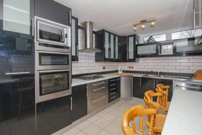 Kitchen 2