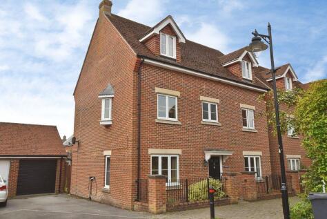Shears Drive, Amesbury ***VIDEO TOUR***