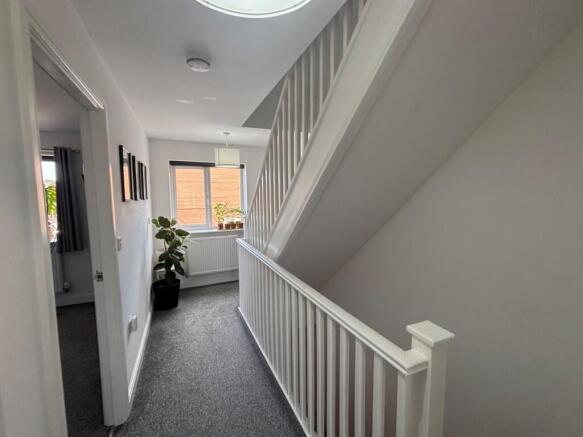 4 bed Terraced for sale Image 9