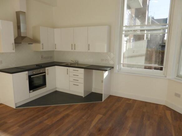 GFF Canterbury Road Lounge-kitchen