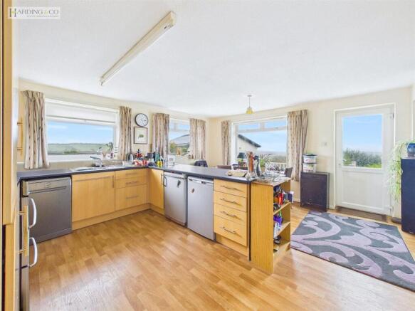 Fairway, Appledore, Bideford photo 4