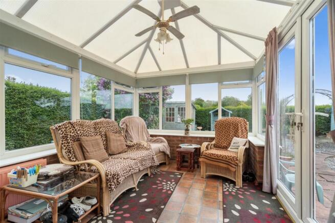 2 bed Detached Bungalow for sale Image 5