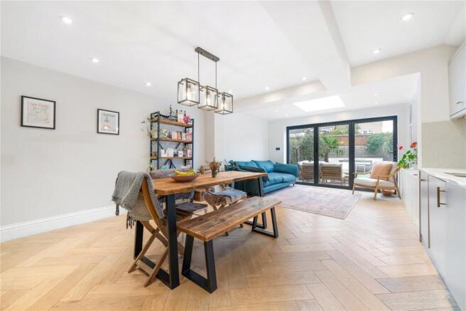 Kitchen/Dining