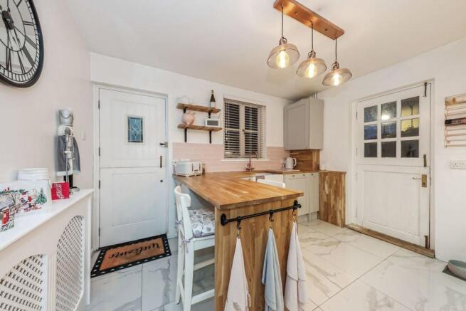 Kitchen/Breakfast