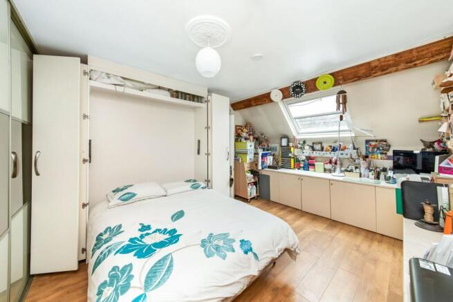 2 bed Terraced for sale Image 8