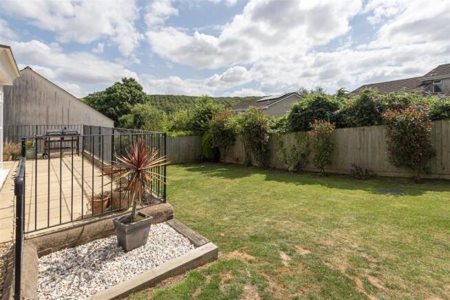 Pinwill Garden2.jpg