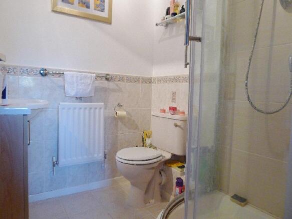 EN SUITE