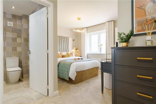 4 bed Detached for sale Image 10