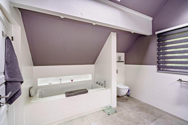 ensuite bath