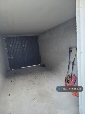 Garage With Power